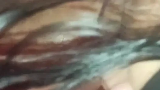 Seksi üvey kız kardeş queen4desi yağlı masaj sikişiyor 69