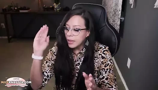 Fickt meinen Mann vor der Klasse