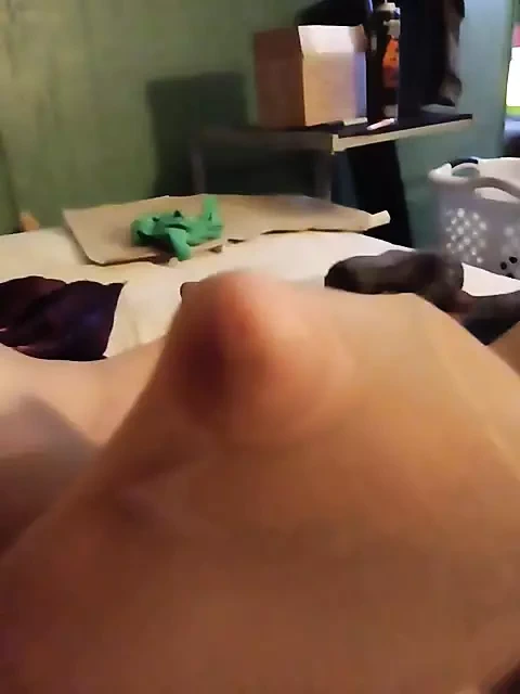 Külotlu çoraplı yarak