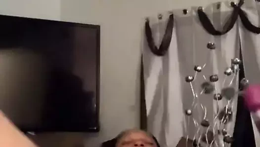 Subslutyoni orgazm ederken ben kayıt ve onu aldatmak için göndermek