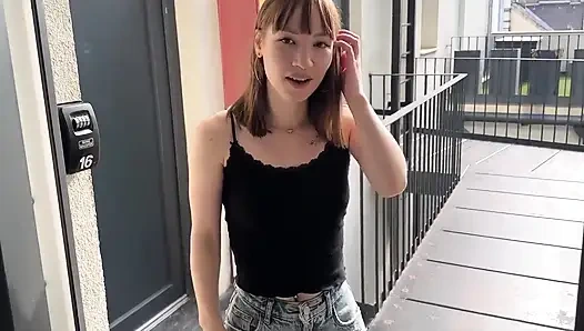 Komşum tuz için geldi ama beni sikmek istedi!! Kate Quinn ve Jimmy Bud