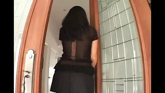 India Summer: orta yaşlı seksi kadın kraliçe sürtük gibi sikiliyor