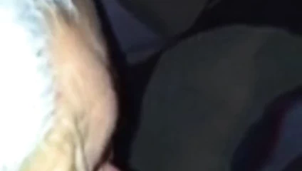 Çinli büyükbaba genç adam berbat