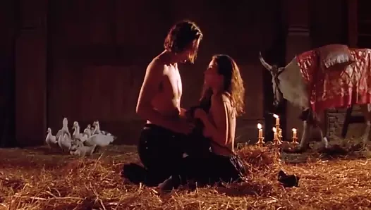 Julia ormond çıplak