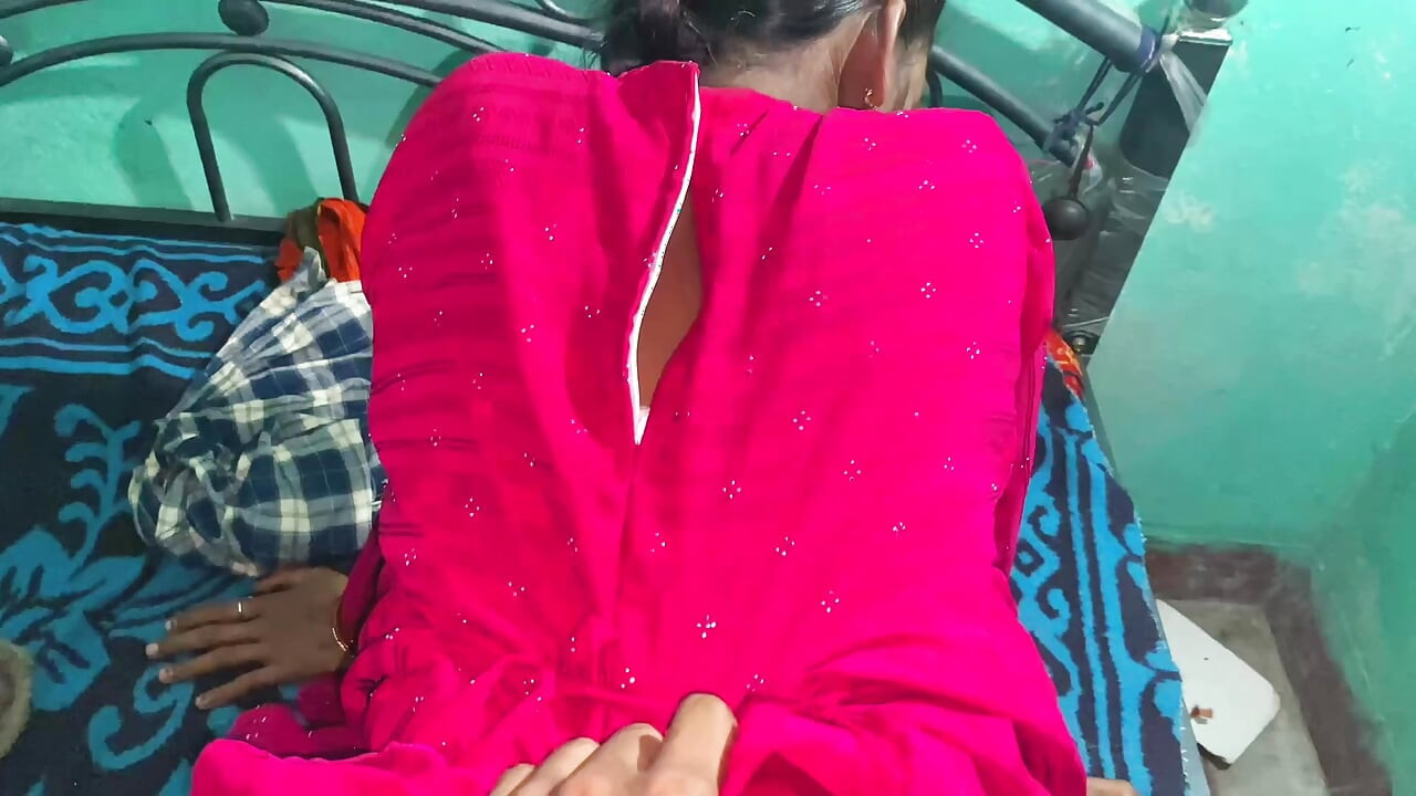Khubsurat gand Bihari ladki doggy banakar chudai kiya khubsurat chut chudai