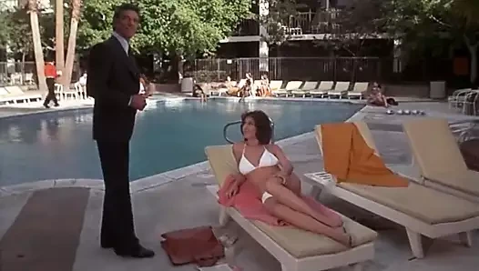 bikinili erken lynda carter 1975