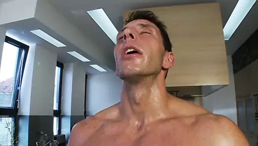 Orta yaşlı seksi kadın seks yapıyor