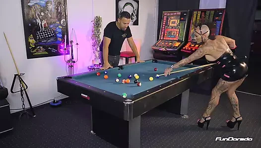 Kitty Core - 1. tur - beni tanıy!