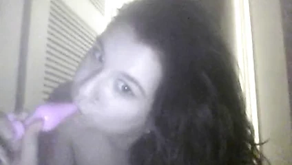 Kullandıktan sonra oyuncaklarımı temiz emmek.