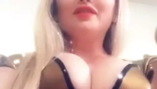 gösterişli strapon