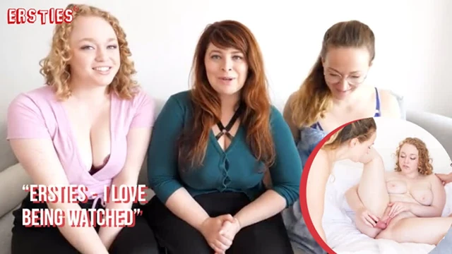 Ersties - три горячие женщины приступают к делу с игрушкой