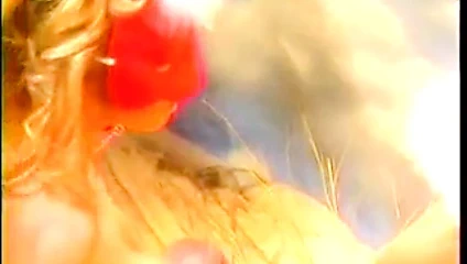 2 büyük baştankara fıstıklar içinde lezbiyen eylem