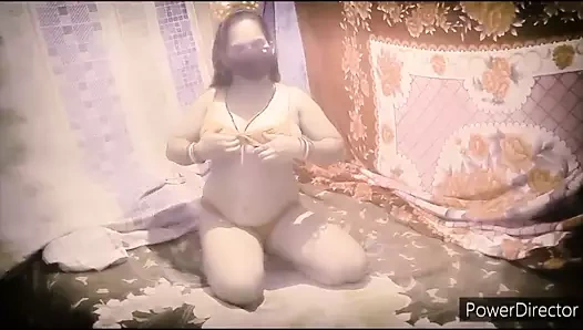 Kırmızı sutyen aunty becerdin tarafından siyah horoz