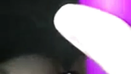 Kıçımda fişler sürerken benim kedi alay