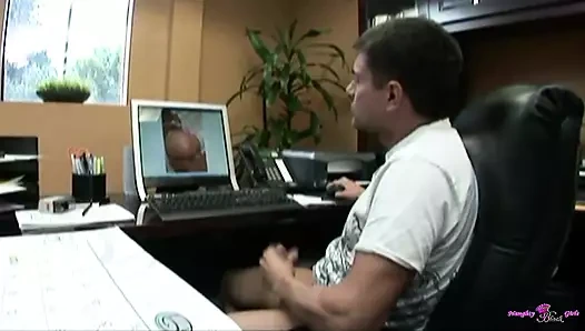 Bayan Juicy pantolonunu indirdiğinde iş görüşmesi iyiden harikaya gidiyor