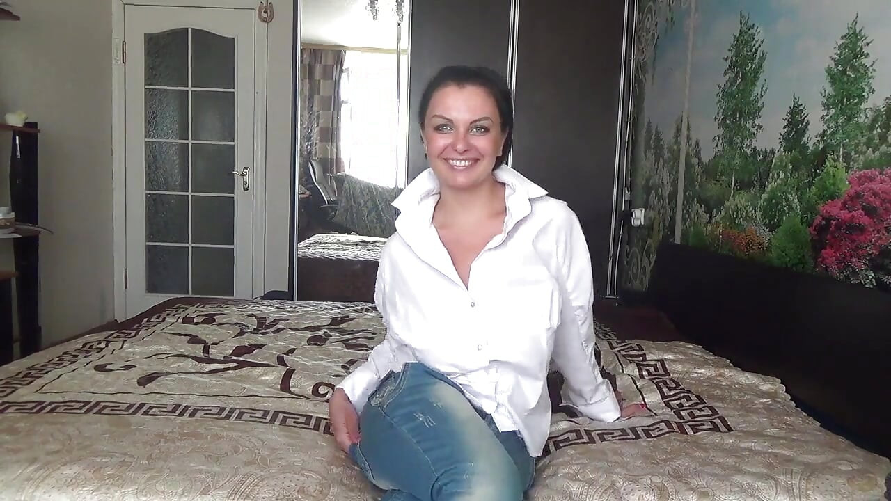 Kate sana vücudunun her amını gösteriyor ve zoom ile amıyla oynuyor