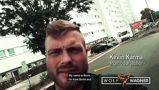 Gerçek Alman orta yaşlı seksi kadın, evde sikiliyor