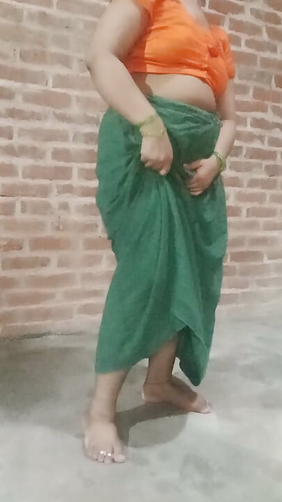 Neetu bhabhi ile ateşli seks