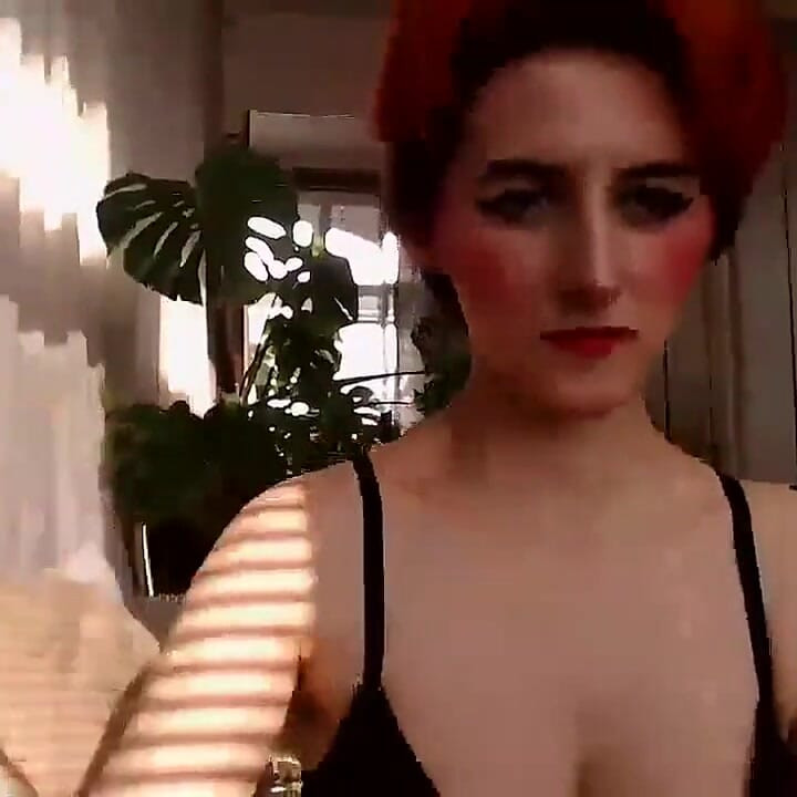 Seksi 4/20 - tam web kamerası gösterisi