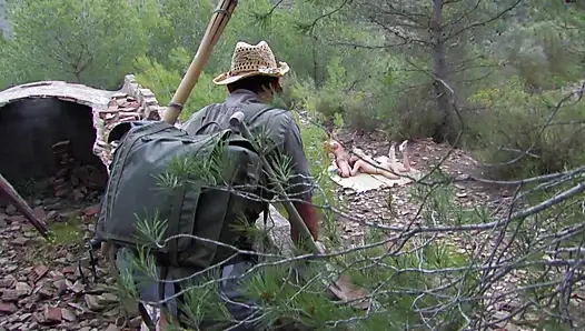 Yağmur ormanında grup seks