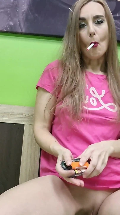 Sigara içme, mastürbasyon ve domi oyunu, çoklu orgazm