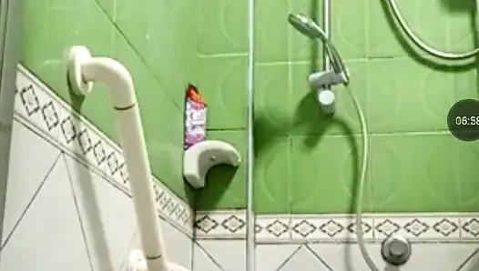 Sabahları sevişmek için düzenli bir şey