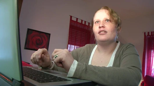 Sıcak zevk arayan güzel sürtük için istekli seks