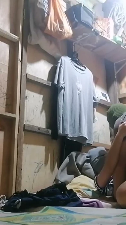 Seksi Filipinli karı, üvey kardeşi tarafından kamerada sikilirken yakalandı | Klip 3