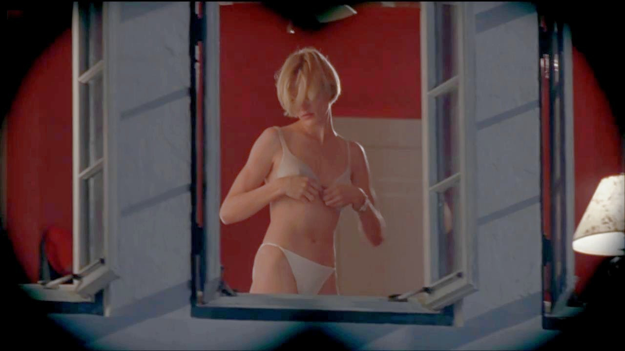 Cameron diaz bir filmde üstsüz