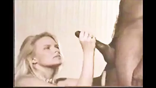 Lynn lemay: çok güzel handjob &amp; azgın çük