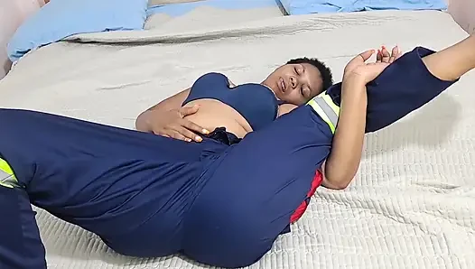 Yaşlı zenci annenin götü