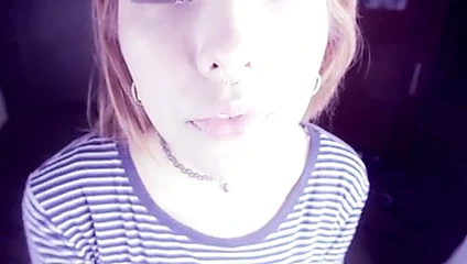 GODDESS CARLY AUTOMOBILE GIANTESS