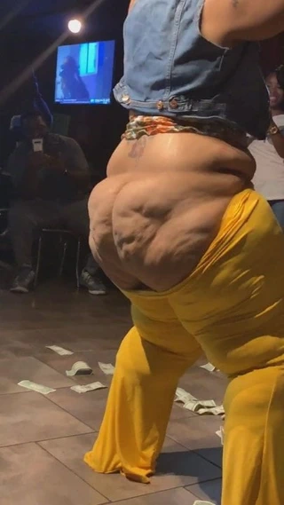 Süzme peynirli ganimet sallayarak