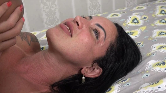 Having sex with her boyfriend, but thinking about her Step-Nephew (Elisa Sanches and Vagninho)