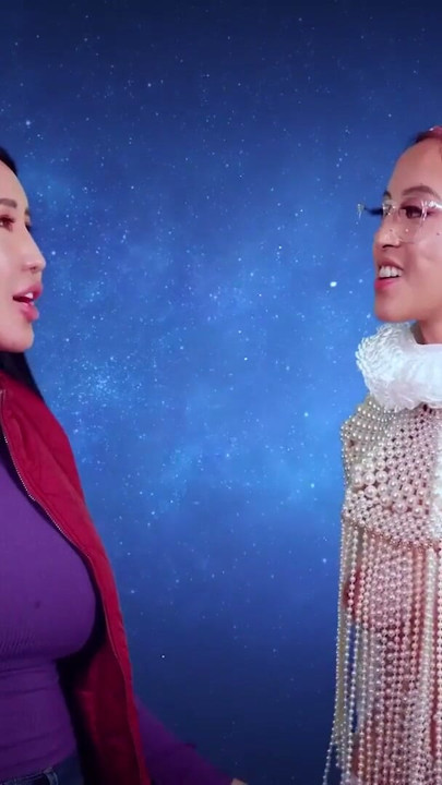 Herkes her yere boşalıyor, hepsi aynı anda bölüm 3: hepsi aynı anda | Klip 1