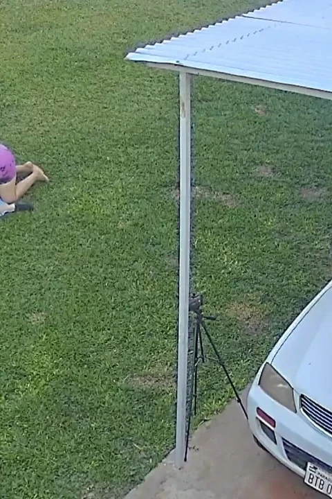 Mi Vecina Captada Por Mi Camara Chupando a Un Hombre Mayor