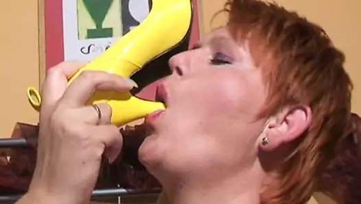 Annadevot - sarı topuklularım