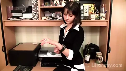 Lil tammy onu traş kedi gösterir