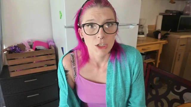 Üvey anne aşağılığı buluyor