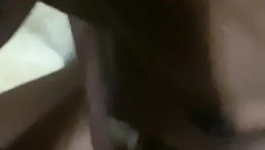 Dsl pembe dudaklar siyah 18 yaşındaki genç kız sert büyük zenci özensiz sakso çekiyor yüz sikişi zenci yakın çekim