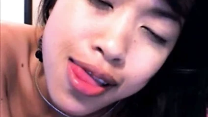 Kız bilir nasıl...