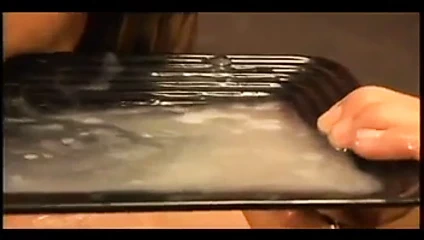 Cindy 50 tane şey yutar.