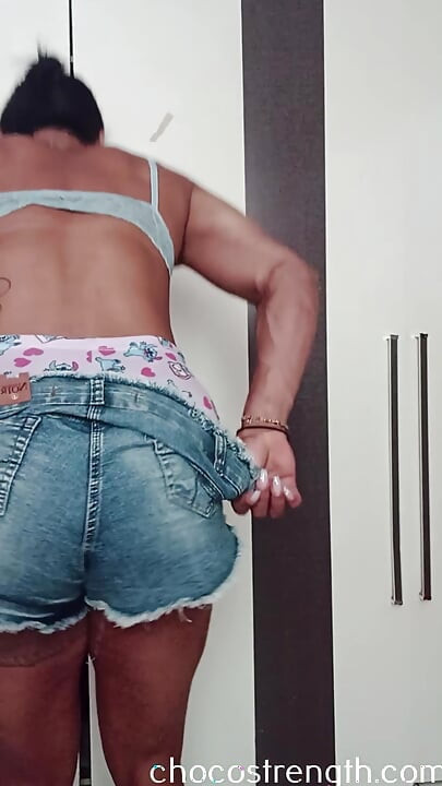 Korkmayın ve annenin kaslarını hissedin