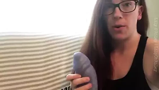 Orta kraker canavar dildo esnetme orgazmları