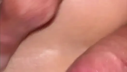 Bu genç üvey anne için acımasız anal seks
