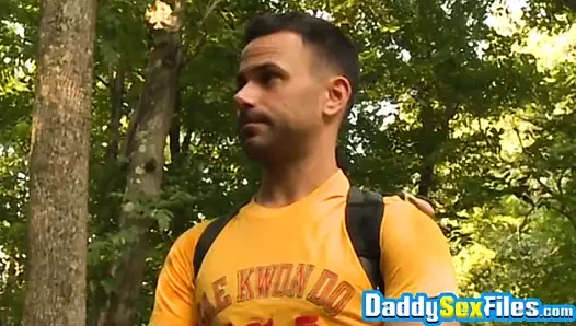 Conner habib askerler joe parker ve cj parker tarafından barebacked