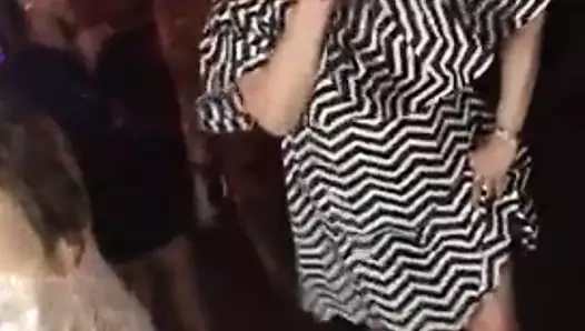 Desi yenge lahnga dans