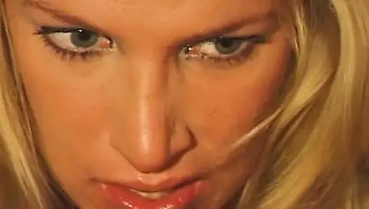 Versaute Fantasie dreht völlig frei mit frechen