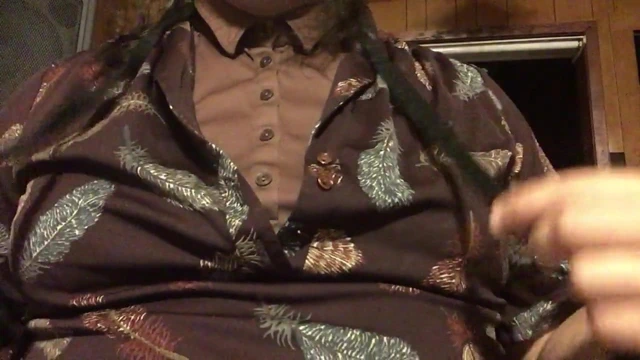 Uzun siyah ve tek tip bir üst giyen benim!!!