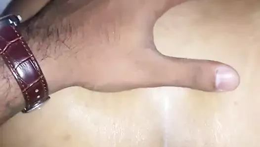 Hazim gujarati yenge priya'nın kıçını net ses sikikleri